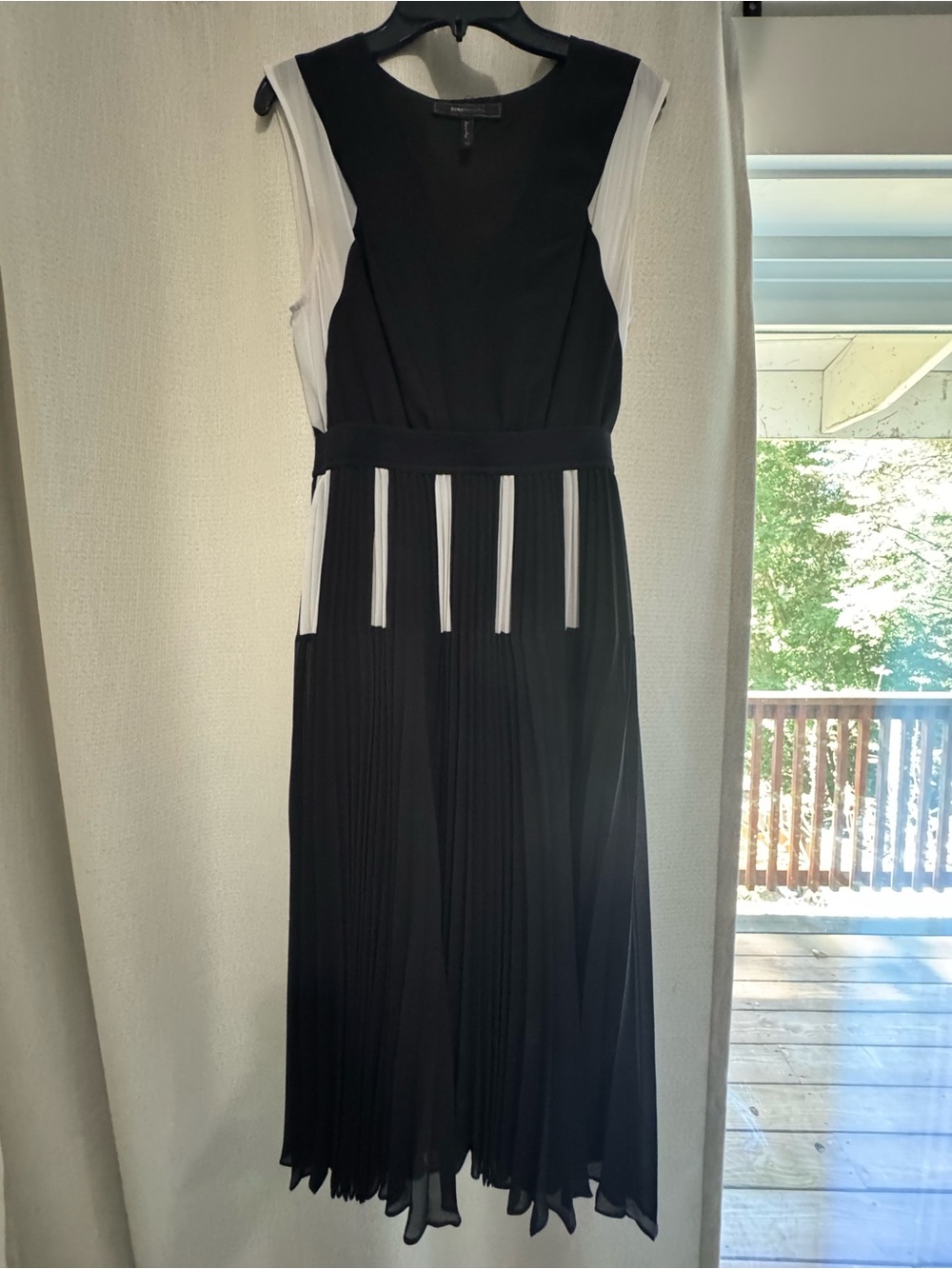 BCBGMaxAzria Black and White Pleated Midi Dress with Contrast Panels